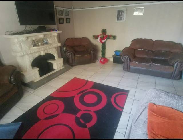 3 BEDROOM HOUSE FOR SALE IN GEDULD
